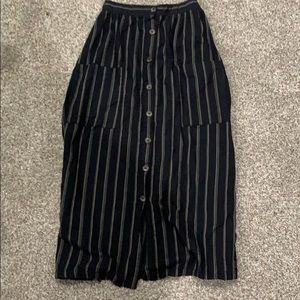 URBAN OUTFITTERS Maxi Skirt